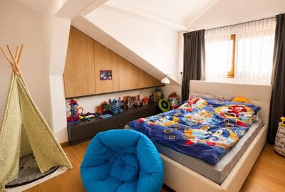 Apartament cu 4 camere în Sub Arini - 1