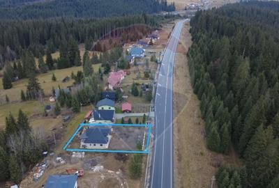 Casă individuală cu 8 camere cu Piscina în Poiana Stampei - 2