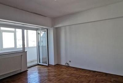 Apartament cu 4 camere, mobilat în Decebal - 18