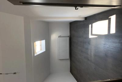 Apartament cu 3 camere decomandat în Central - 1