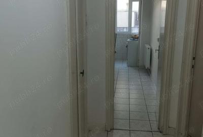 Inchiriez apartament zona centrala - 1