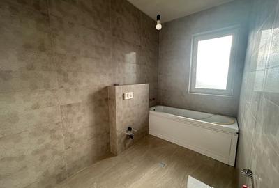 Duplex cu 4 camere cu Canalizare în Florești - 15