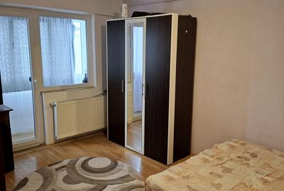 Garsonieră decomandată, mobilată în Găvana 3 - 3