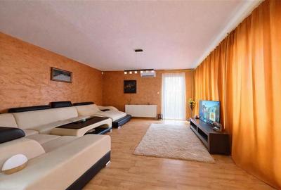 Casă individuală cu 8 camere cu Canalizare în Livezeni - 3