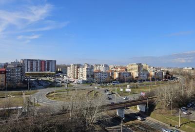 Apartament cu 4 camere decomandat în Micălaca