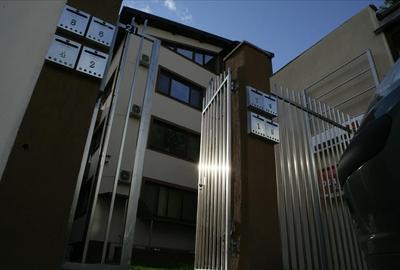 Cladire de birouri inchiriata, de vanzare, metrou Aurel Vlaicu - 2