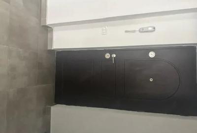 Apartament cu 2 camere decomandat în Sebastian - 3