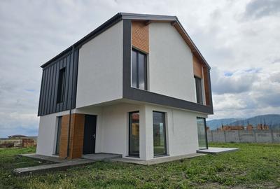 Casa individuala cu 5 camere, teren 600mp, Cristian - 5