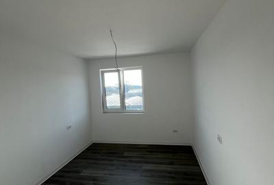 Duplex cu 4 camere cu Canalizare în Utvin - 5