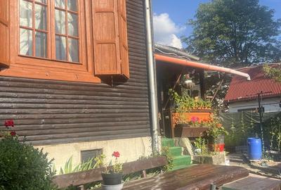 Casă cu 4 camere cu Teren 270 Mp în Poiana - 4