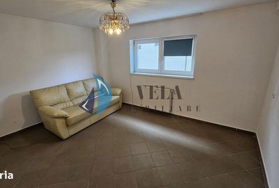 Casă cu 5 camere cu Teren 800 Mp în Unirii - 2