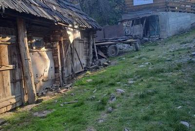 Teren de 900 mp, în Budești