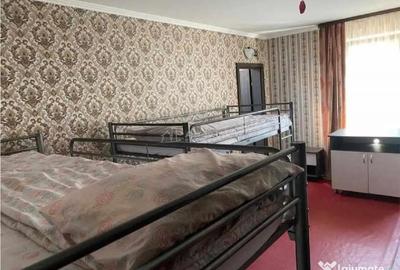 Casă cu 10 camere cu Teren 50 Mp în Dârste - 7