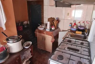 Casă cu 4 camere cu Teren 1730 Mp în Bucești - 7