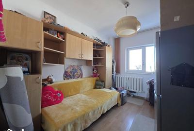 Apartament cu 4 camere semidecomandat, mobilat în Militari - 2