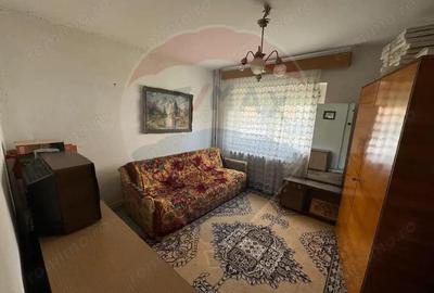 Apartament cu 3 camere de vanzare Valea Frumoasei COMISION 0% - 4