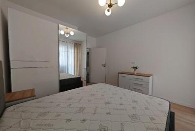 Apartament cu 2 camere decomandat, mobilat în Tractorul - 7