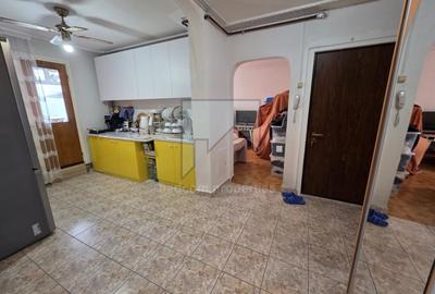 Vanzare apartament 3 camere Rahova - Barca - 2