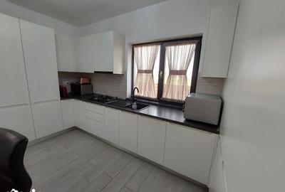 Casă cu 3 camere cu Teren 259 Mp în Central - 5