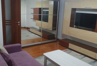 Garsonieră decomandată în Unirii - 1