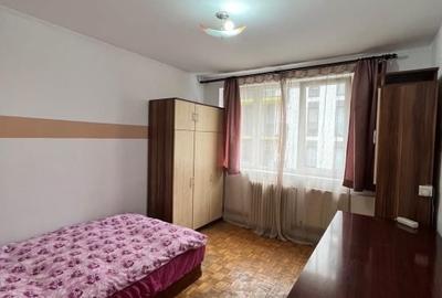 Apartament cu 3 camere decomandat în Central - 4