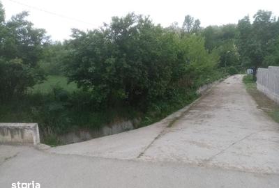 Teren de 2464 mp, în Central - 1
