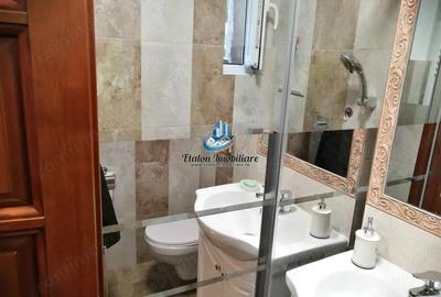 Apartament cu 3 camere semidecomandat în Central - 1