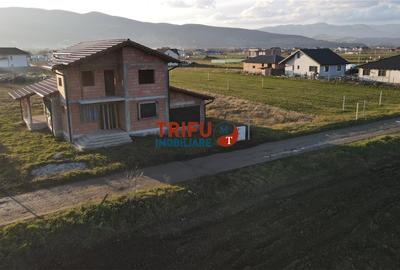 Casă la roșu cu garaj în Orizont - 5