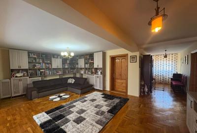 *Conac impresionant* - pretabil re?edin?a sau business - 5