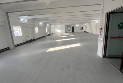 Inchiriez spatiu comercial - 8
