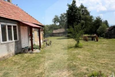 Casă cu 2 camere cu Teren 1356 Mp în Lemnia - 1