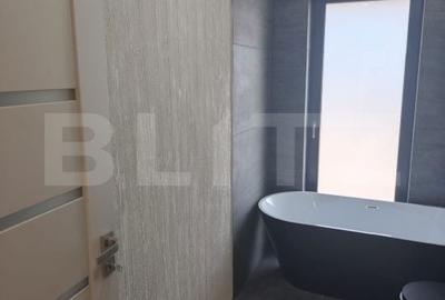 Casă cu 4 camere cu Teren 500 Mp în Sânmartin