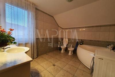 Casă individuală cu 12 camere cu Canalizare în Oncea - 15