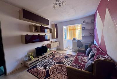 Apartament 3 camere la cheie etaj 2