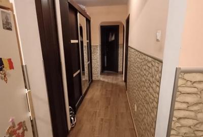 Apartament 3 camere si 2 bai, decomandat, zona Gara - 8
