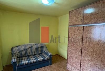 Apartament cu 2 camere decomandat în Mărgeanului - 2