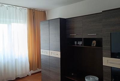 Apartament cu 2 camere decomandat în Central - 3