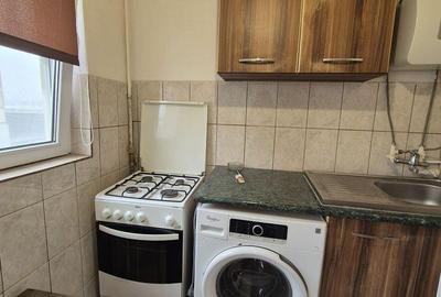 Garsonieră în Vest - 3