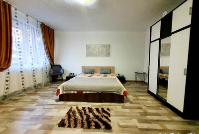 Inchiriere garsoniera, situata in Targu Jiu, Str.Garofitei - 1