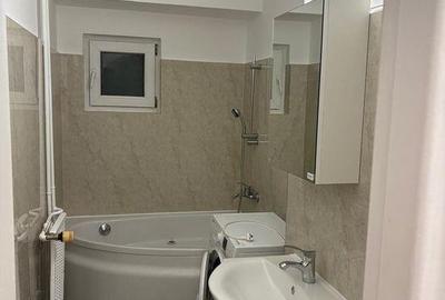 Apartament cu 3 camere decomandat în Timpuri Noi - 8