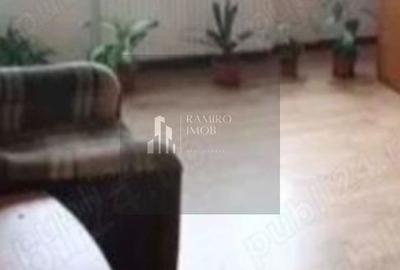 Apartament cu 3 camere decomandat în Apărătorii Patriei - 2