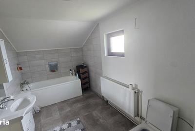 Casă cu 6 camere cu Teren 1000 Mp în Sfântu Gheorghe - 2