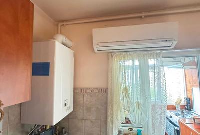 Apartament cu 3 camere decomandat în Gorjului - 4