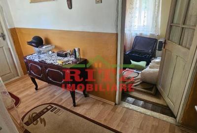 Casă cu 4 camere cu Teren 977 Mp în Caracal - 8