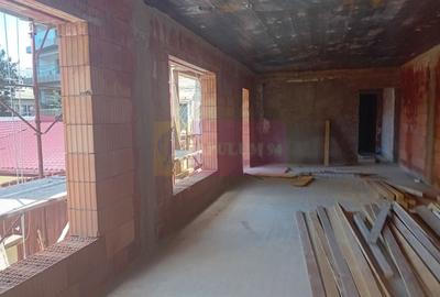 Casă individuală cu 6 camere cu Canalizare în Vitan Mall - 8