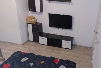 Garsonieră decomandată, mobilată în Bartolomeu - 9