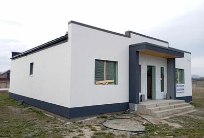 Casă cu 4 camere în Sânpetru - 4