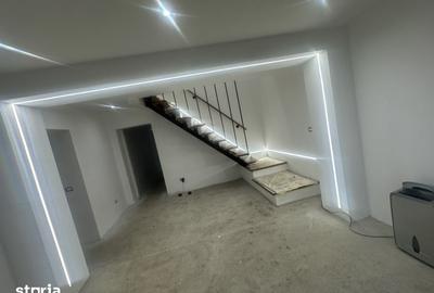 Casă cu 5 camere cu Teren 830 Mp în Exterior Vest - 1