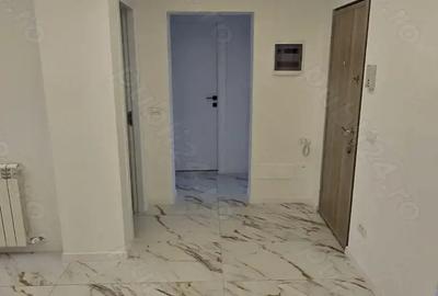 Apartament cu 3 camere decomandat în Central - 2