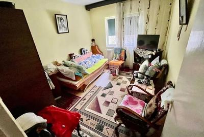 Apartament cu 3 camere decomandat, mobilat în Canta - 5